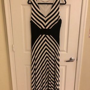 Calvin Klein Black/White Stripe Maxi Dress- 14